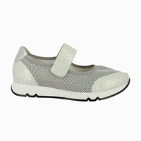 82556 White