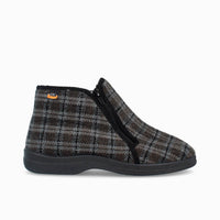 21251 Black