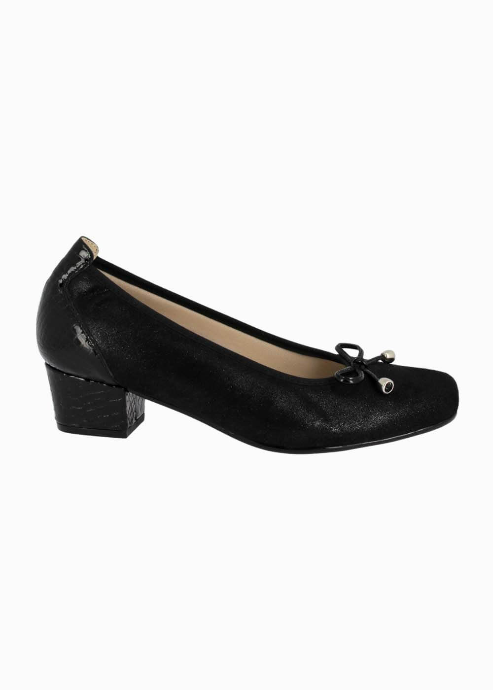 81233 Black