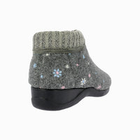 21676 Gris