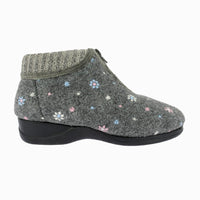 21676 Gris