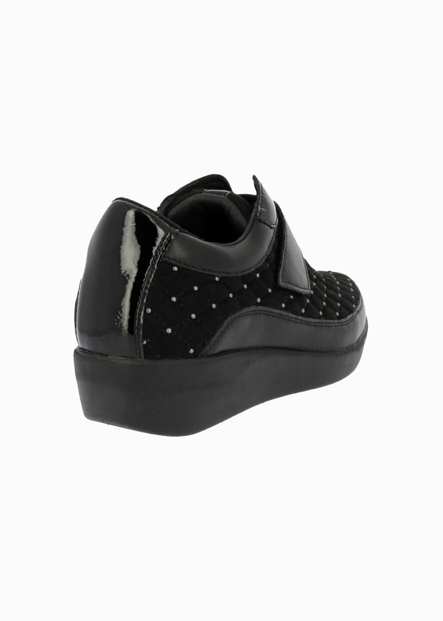 38610 Negro