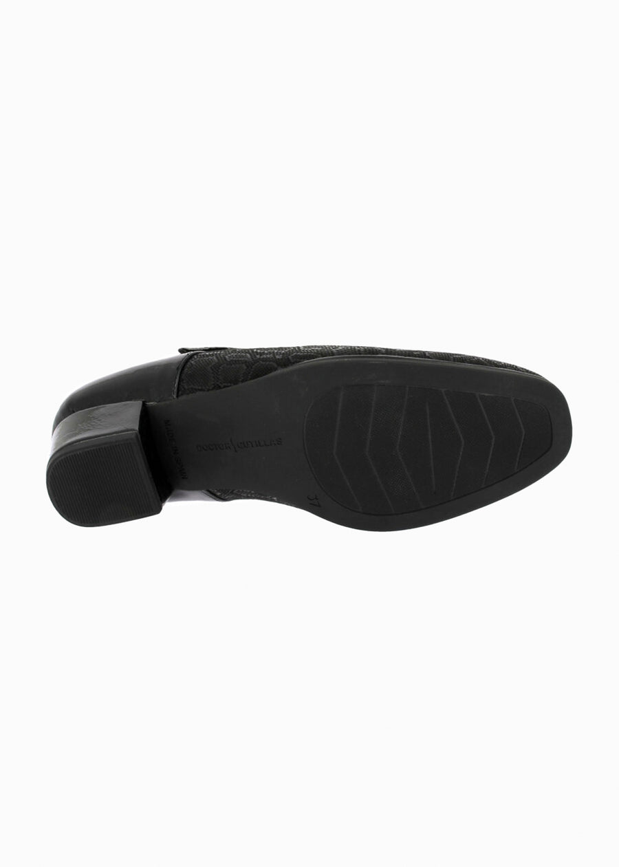 81761 Negro
