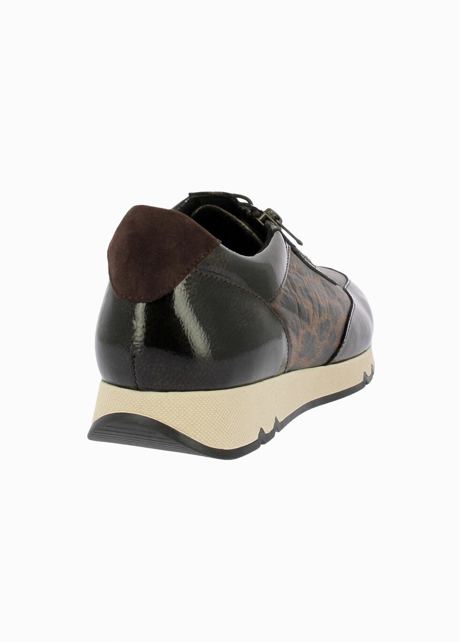 82834 Marron