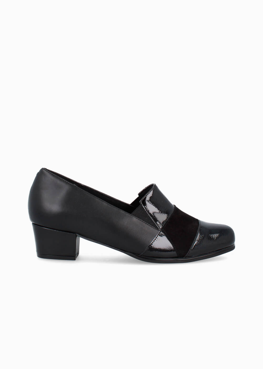 81737 Negro