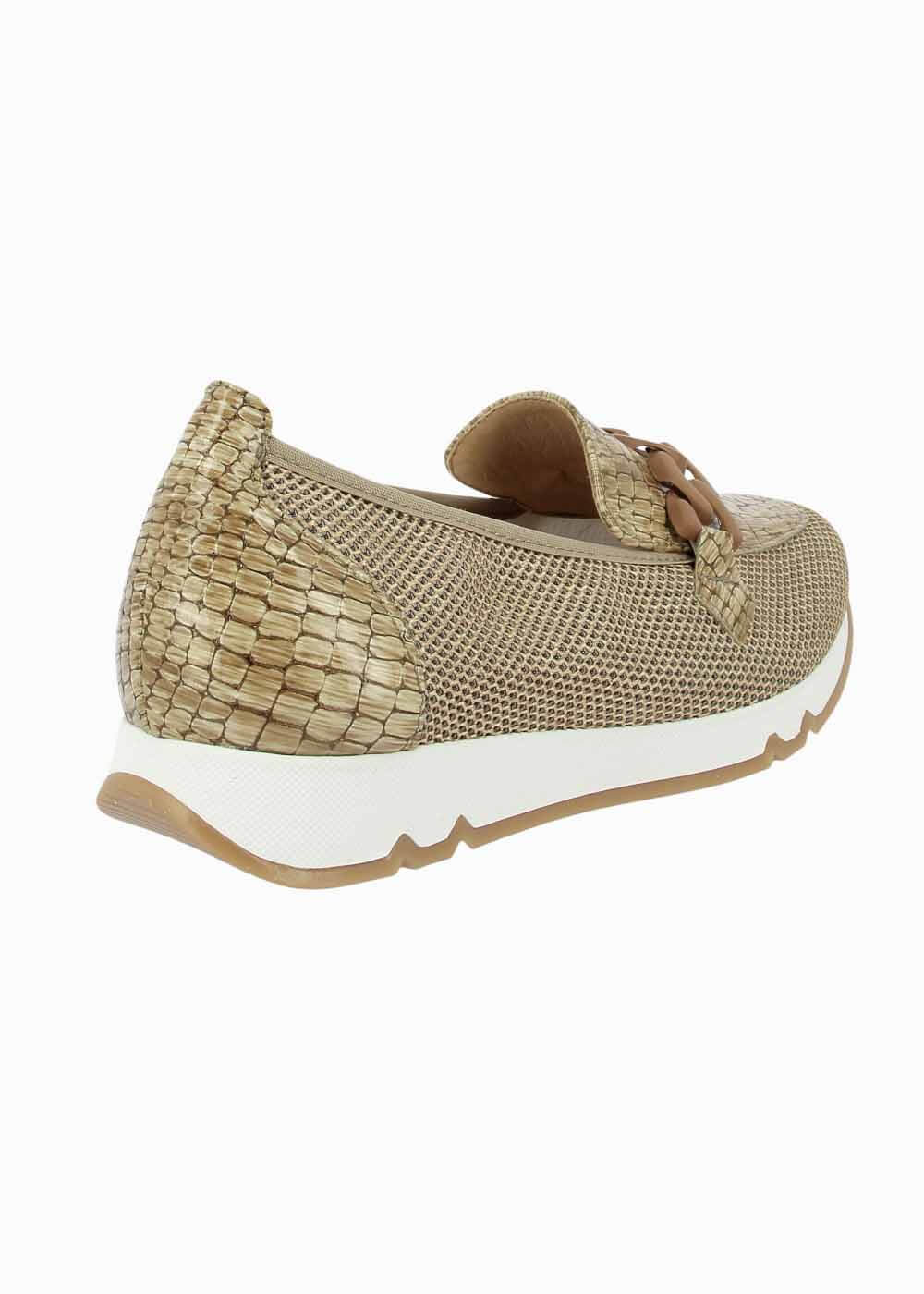 82550 Camel